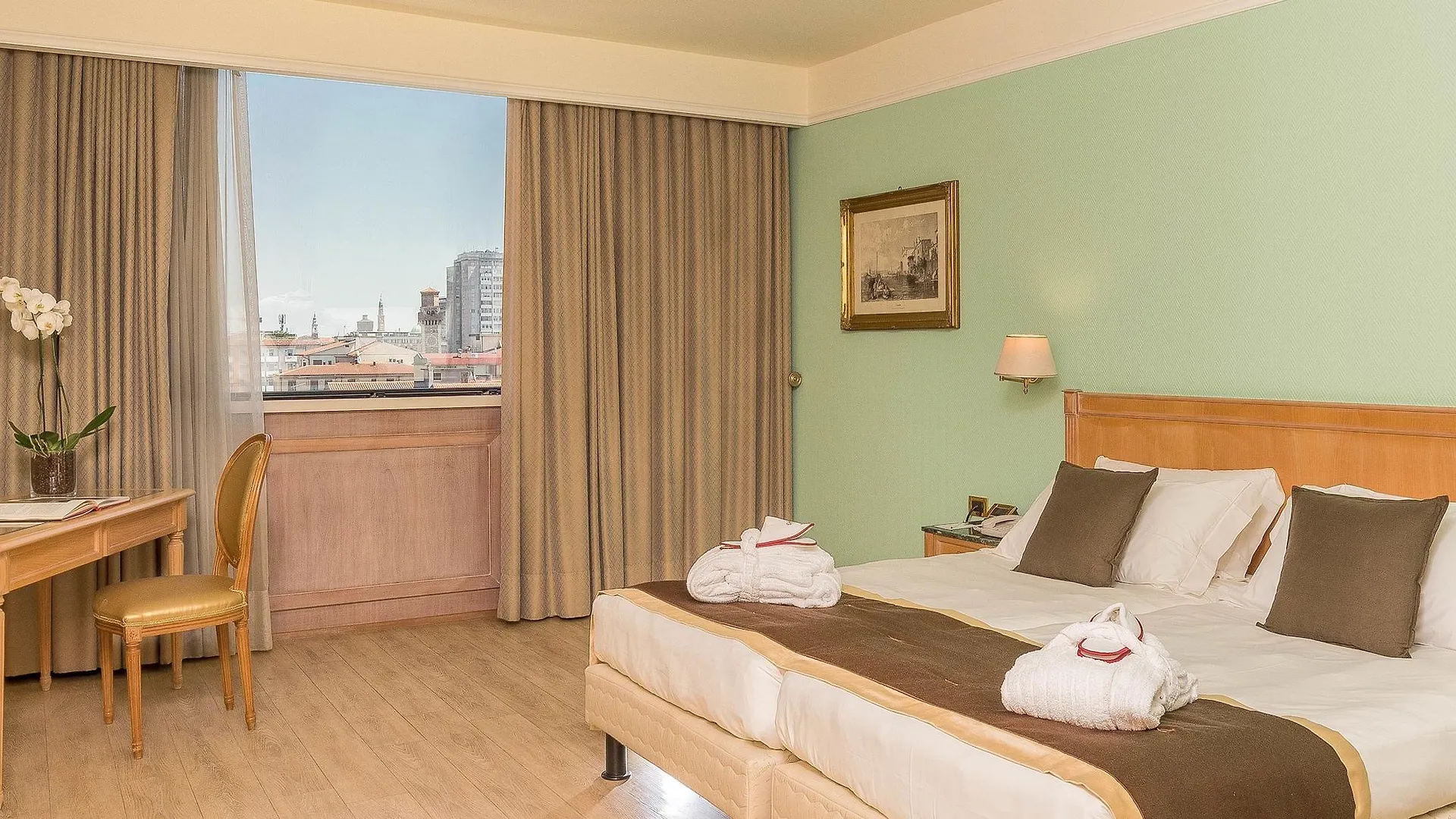 ****  Shg Hotel De La Ville Vicenza İtalya