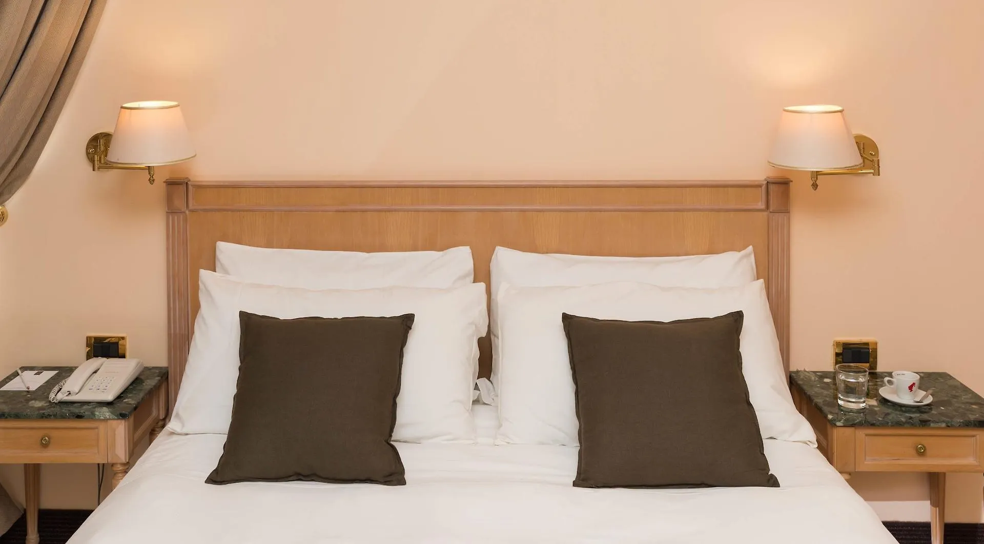 ****  Shg Hotel De La Ville Vicenza İtalya